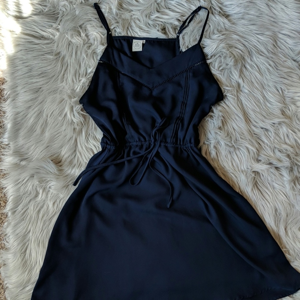 Paper Crane Navy Dress 👗